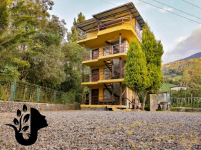 CASA JUANA DE ORO
